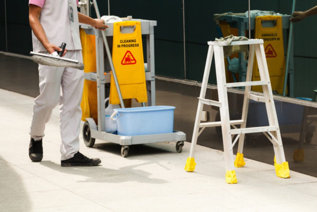 Quels sont les avantages d'embaucher une entreprise de nettoyage de chantier professionnel ?