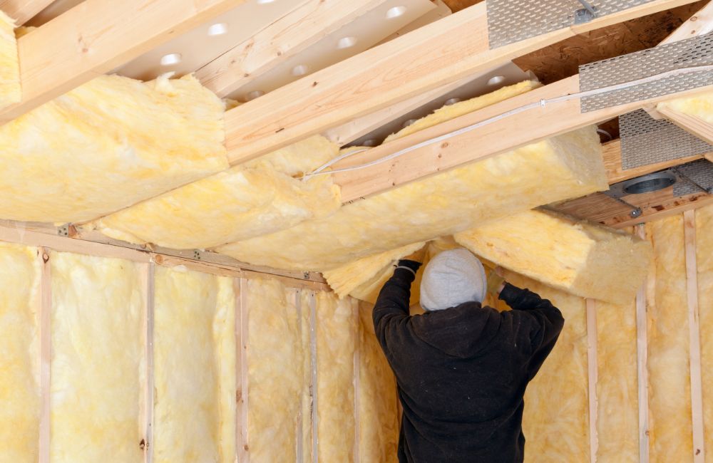 Insonorisation du plafond : stratégies pour une vie plus paisible dans un espace bruyant