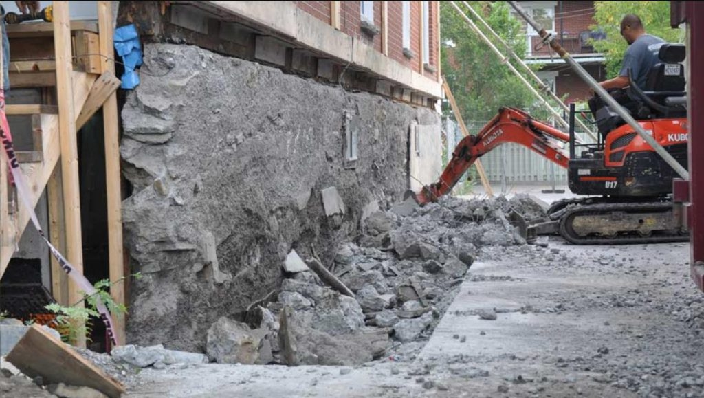 Démolition de fondations en béton